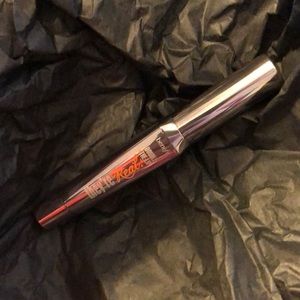 Benefit They're Real! Double The Lip New in Red